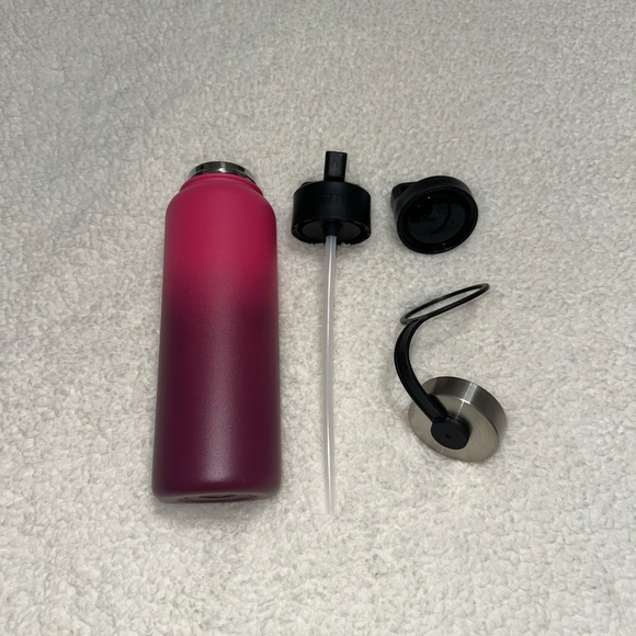 Simple Modern Pink Ombré Summit Water Bottle with Accessories - Picture 1 of 5